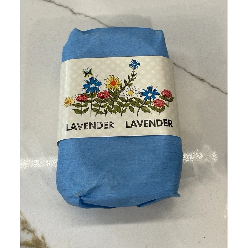 The Soapmakers Lavender Soap Luxury Vintage Perfumed 3‎ oz/85 g New Old Stock